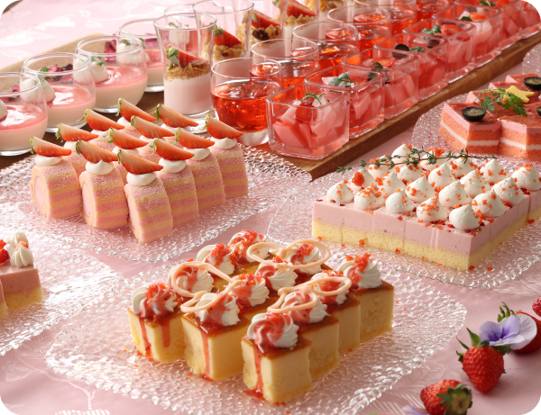 イタリアンランチブッフェ［至福の苺のスイーツ約10種も登場✨］